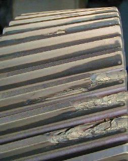 Machine Vibration Spectrum Analysis - Detecting Faults (5) - Photo of damaged gear (source: DDC)